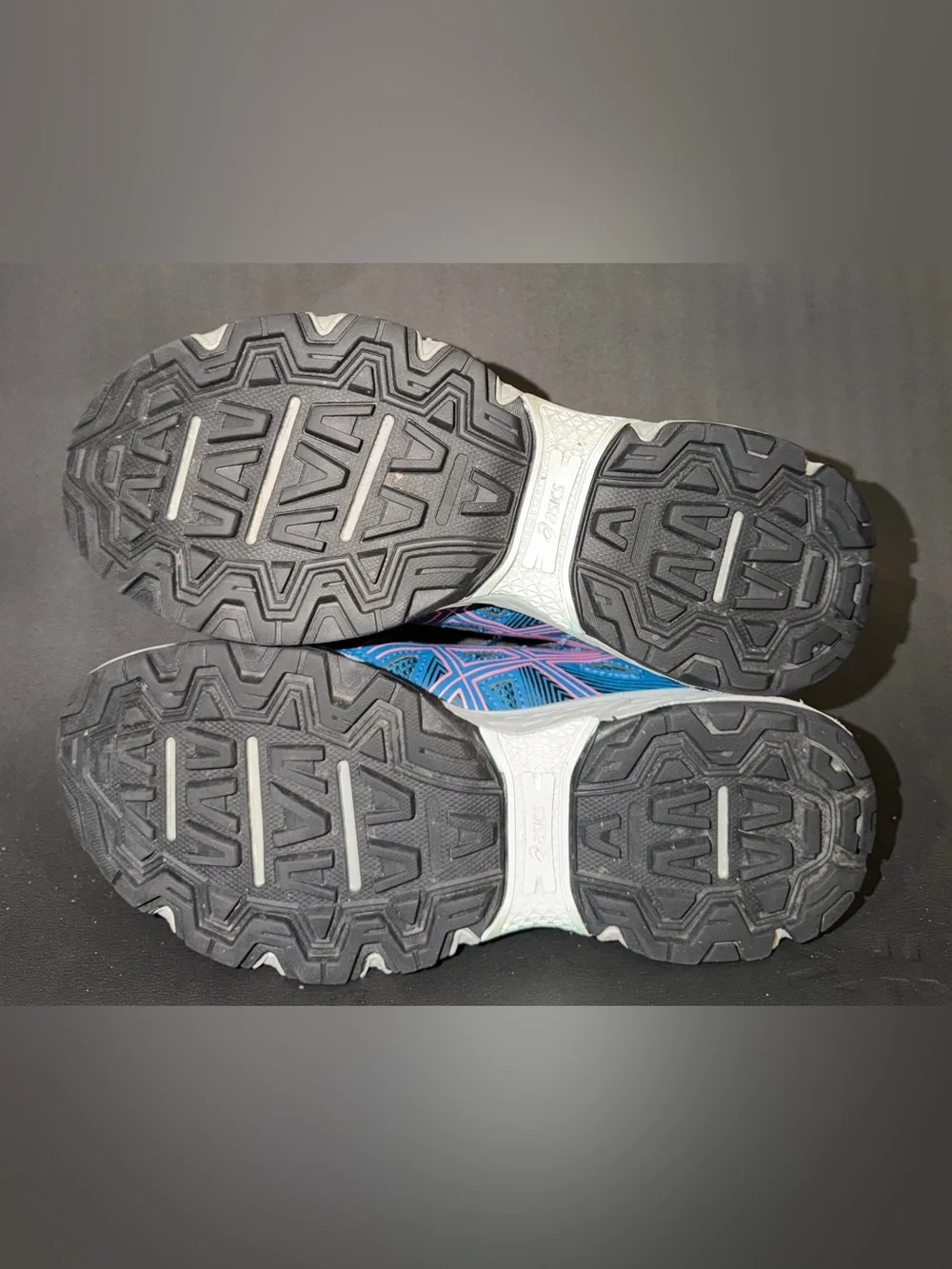 Asics lightweight mesh